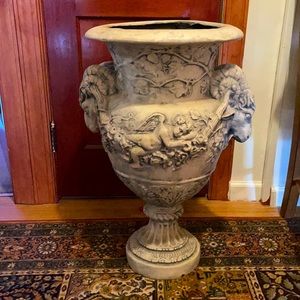 Indoor vase (brand new condition)
